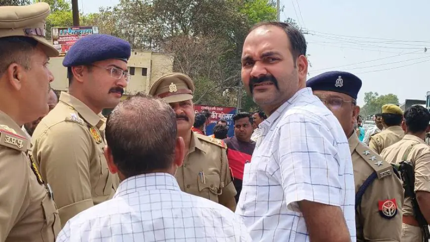 गिट्टी लदे अनियंत्रित ट्रक ने स्कूली छात्रों को रौंदा, एक की मौत